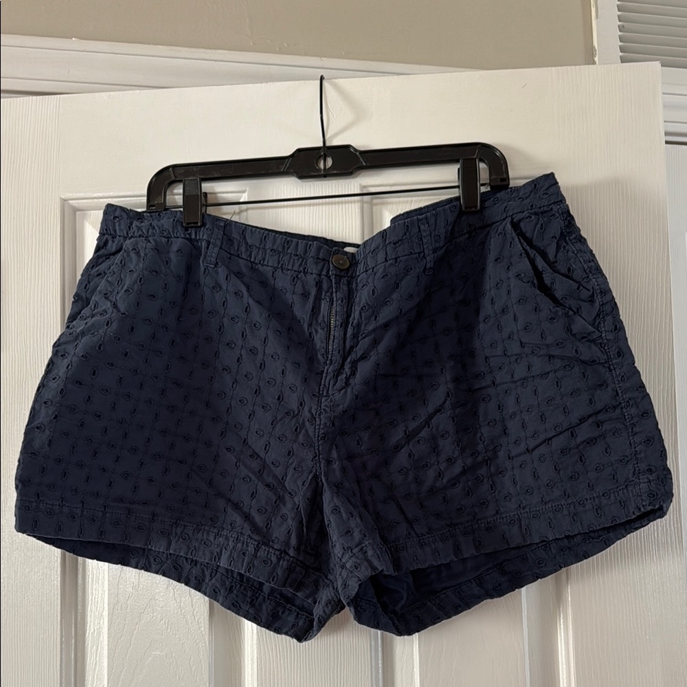 Old Navy Blue eyelet Women's Shorts sz 16